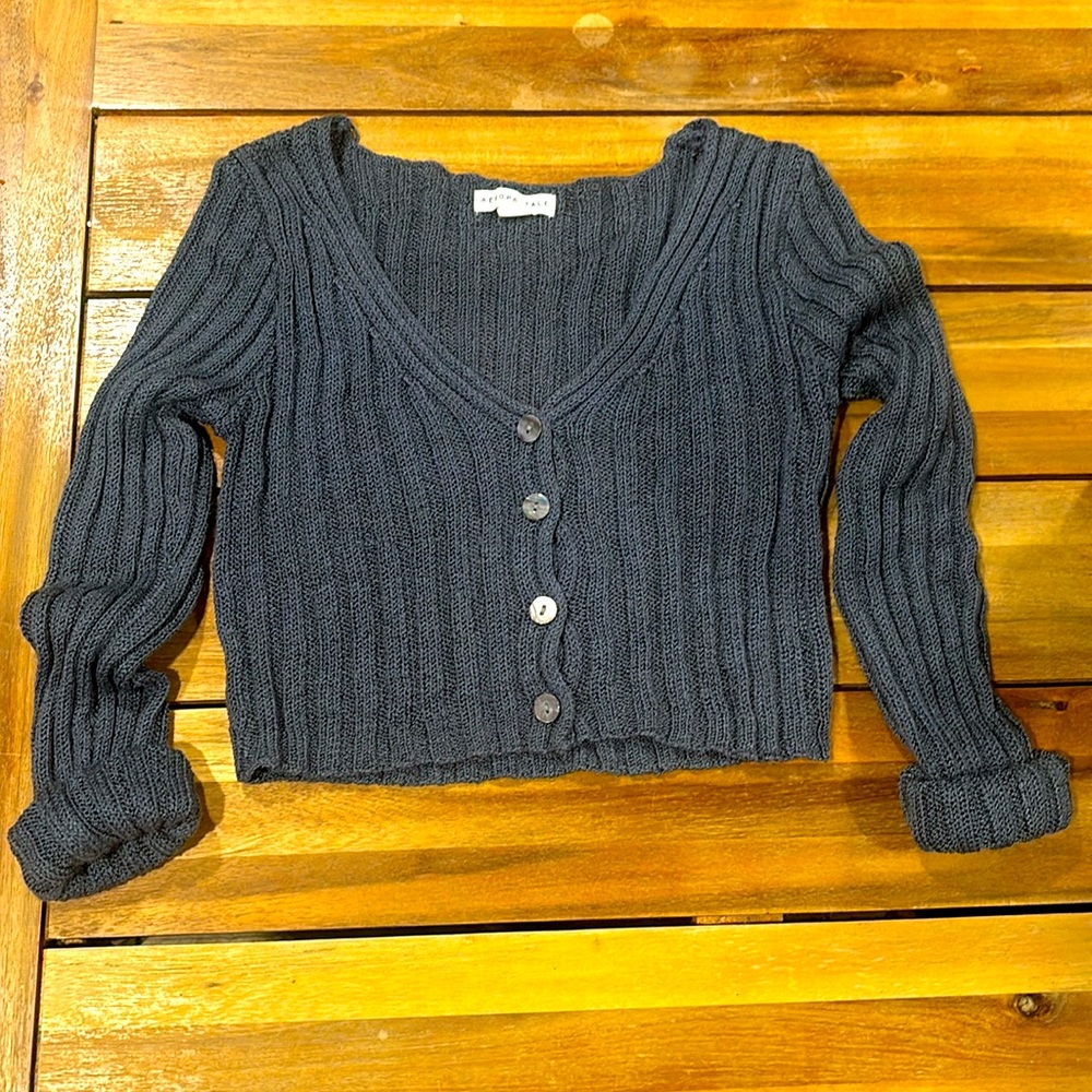 Aero Cardigan Crop Sweater
